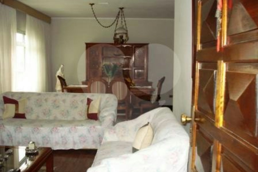 Sobrado à venda com 3 quartos, sendo 1 suíte, em Vila Nova Mazzei, São Paulo, SP