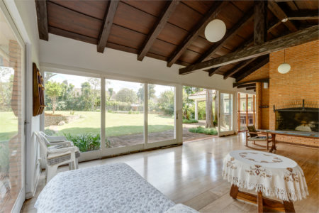 Casa Térrea à venda com 4 quartos, sendo 1 suíte, em Chácara Monte Alegre, São Paulo, SP