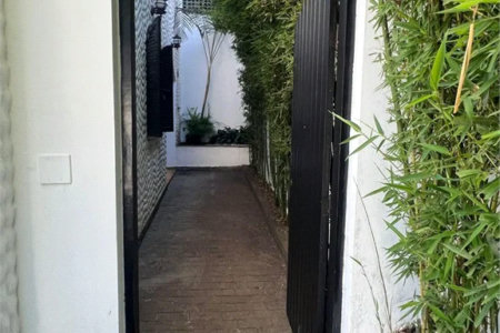 Casa à venda com 5 quartos, sendo 4 suítes, em Parque Maria Helena, São Paulo, SP