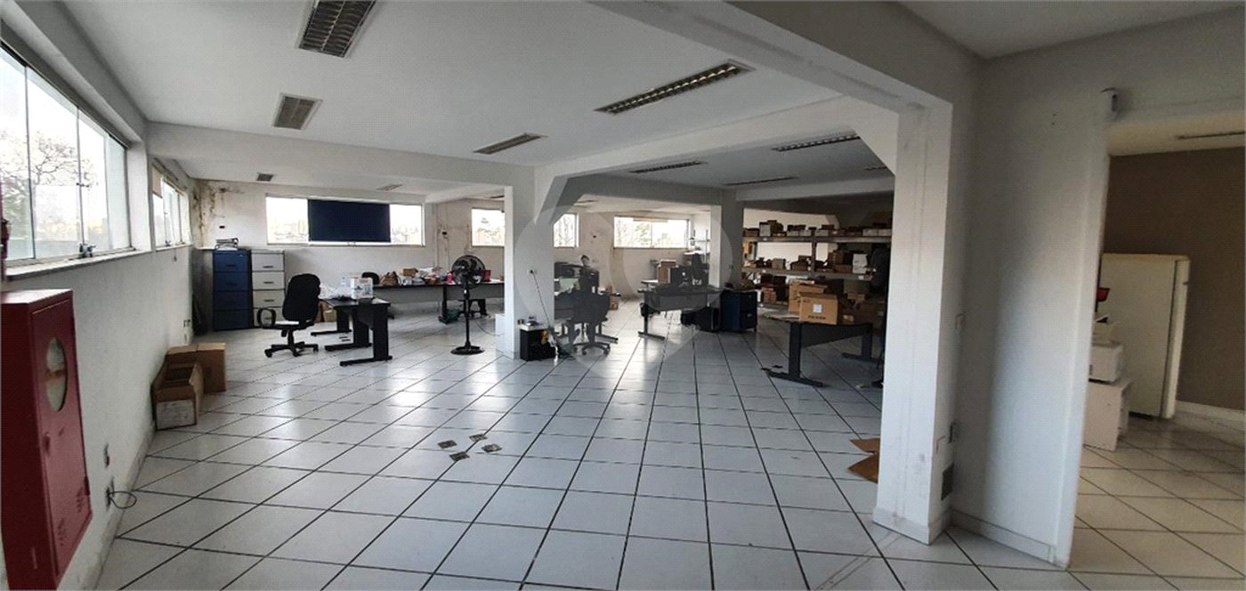 Prédio à venda ou para alugar em Vila Palmares, Santo André, SP