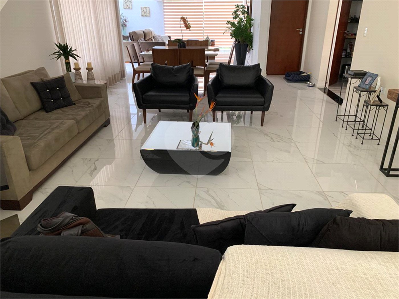 Casa à venda com 2 suítes em Condomínio Loteamento Quadra dos Príncipes, Atibaia, SP
