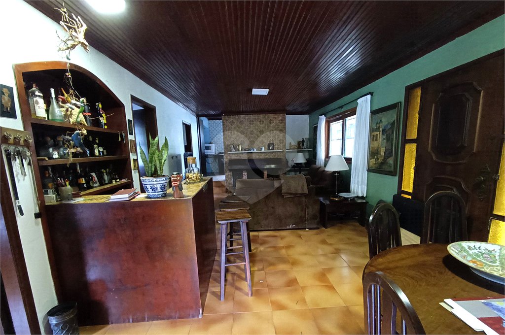 Chácara à venda com 3 quartos, sendo 1 suíte, em Dos Mendes, São Roque, SP