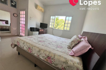 Casa à venda com 4 quartos, sendo 3 suítes, no condomínio Fazenda Cantagalo, Rio de Janeiro - RJ