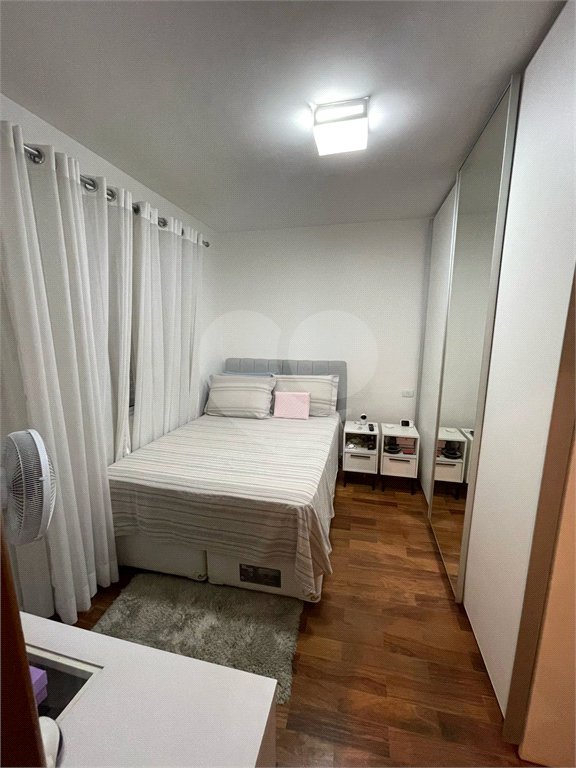 Casa à venda com 3 quartos, sendo 1 suíte,  no condomínio Villagio Campo Grande, São Paulo - SP