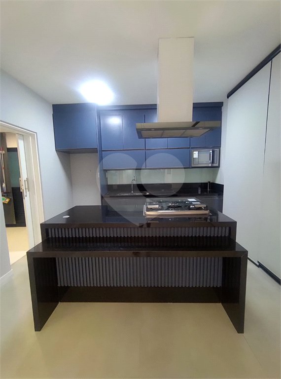 Casa à venda com 3 suítes no condomínio La Reserva Residencial, Atibaia - SP