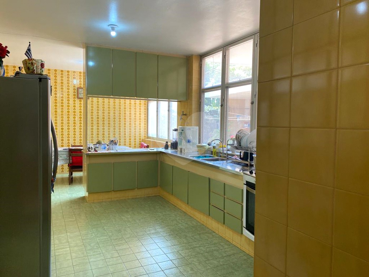 Casa à venda com 4 quartos, sendo 2 suítes, em Interlagos, São Paulo, SP