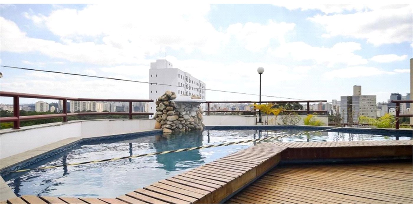 Apartamento à venda com 1 quarto em Santo Amaro, São Paulo, SP