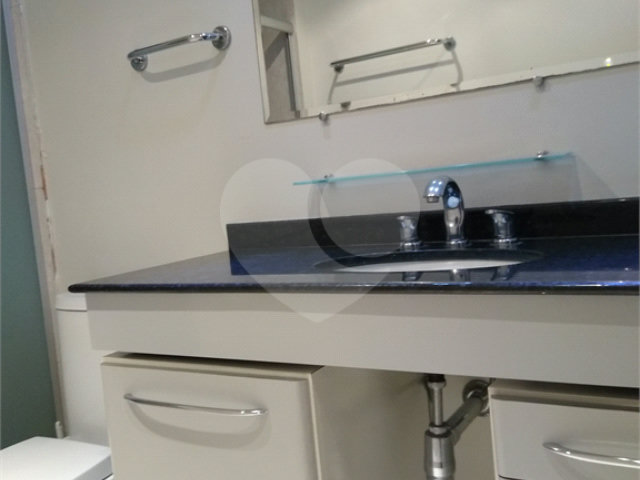 Apartamento à venda com 3 quartos, sendo 1 suíte,  em Bela Vista, São Paulo, SP