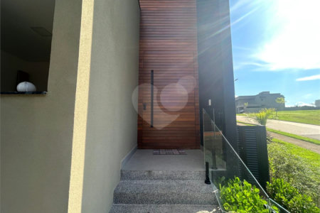 Casa à venda com 3 suítes no condomínio Alphaville Castelo, Itu - SP