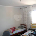 Casa à venda com 3 quartos, sendo 1 suíte, em Jardim Santa Helena, Poá, SP