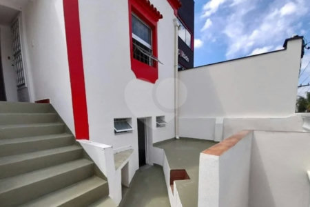 Casa à venda com 2 suítes em Parada Inglesa, São Paulo, SP