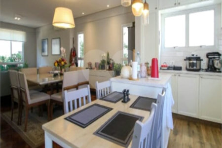 Casa à venda com 3 suítes no condomínio Palma de Mallorca Private Houses, São Paulo - SP