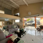 Casa à venda com 3 quartos, sendo 1 suíte, no condomínio Residencial Delle Stelle, Louveira - SP