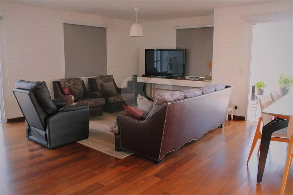 Duplex à venda com 3 quartos, sendo 2 suítes,  em Vila Santo Estéfano, São Paulo, SP