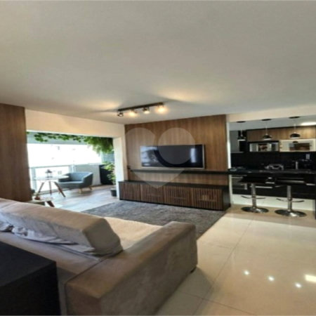 Apartamento à venda com 2 quartos, sendo 1 suíte, em Vila Andrade, São Paulo, SP