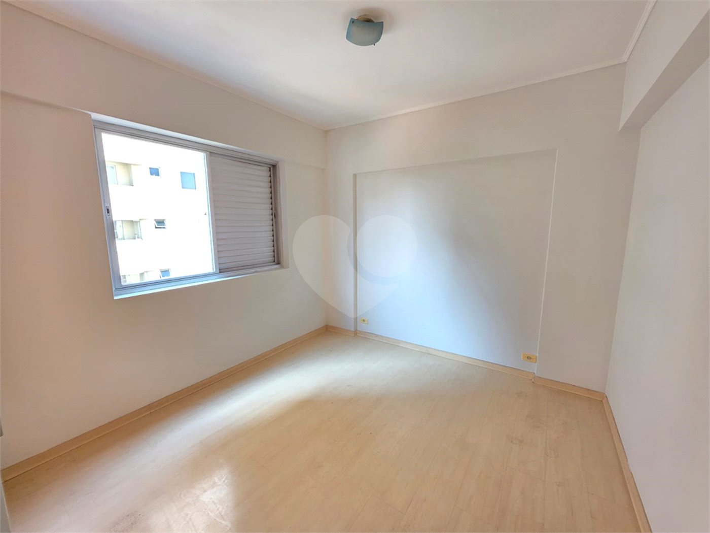Apartamento à venda com 1 suíte em Vila Guarani, São Paulo, SP