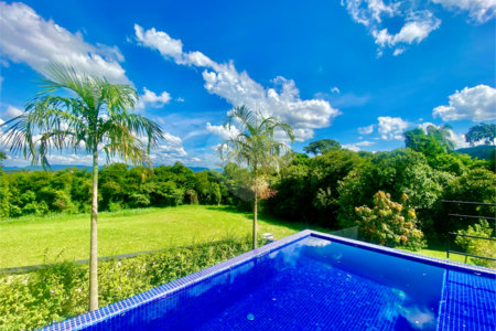 Casa à venda com 5 suítes em Glebas, Louveira, SP