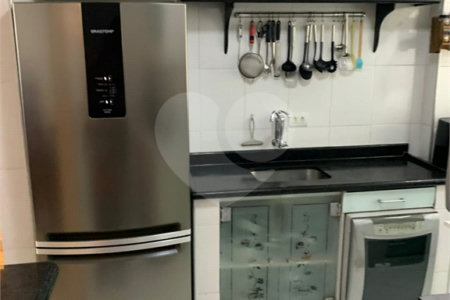 Apartamento à venda com 2 quartos, sendo 1 suíte,  em Canto do Forte, Praia Grande, SP