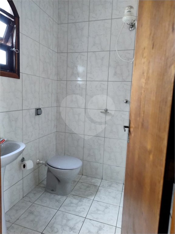 Sobrado à venda com 6 quartos, sendo 2 suítes, em Balneário Stella Maris, Peruíbe, SP