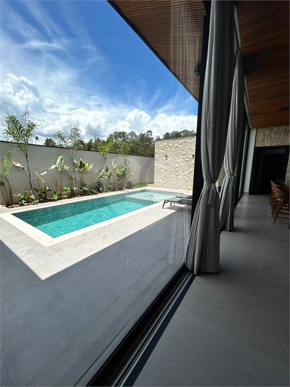 Casa à venda com 3 suítes no condomínio Villas do Golf, Itu - SP
