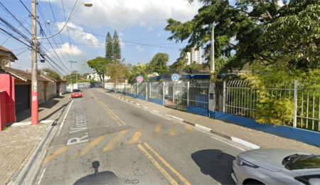 Casa à venda com 3 quartos, sendo 1 suíte, em Vila Acoreana, Poá, SP