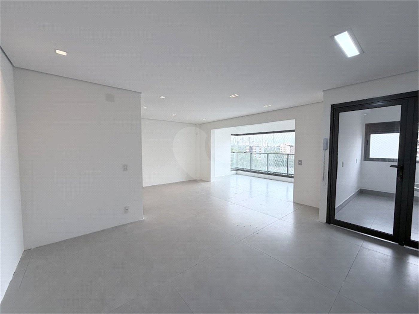Apartamento à venda com 3 quartos, sendo 1 suíte, em Vila Leopoldina, São Paulo, SP