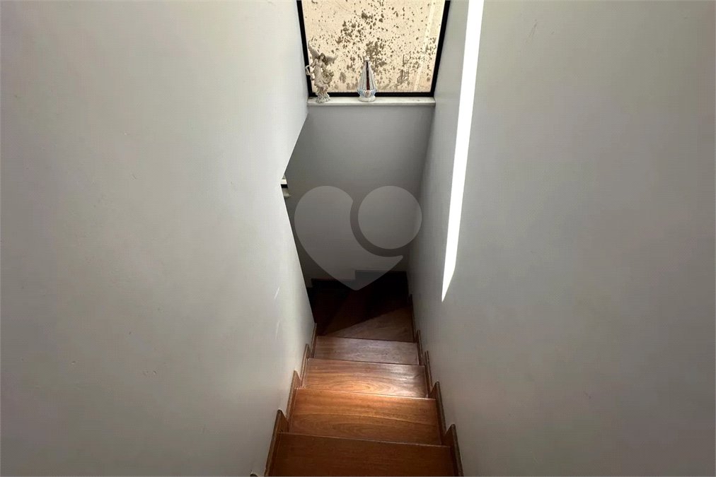 Sobrado à venda com 4 quartos, sendo 2 suítes, em Vila Ipojuca, São Paulo, SP