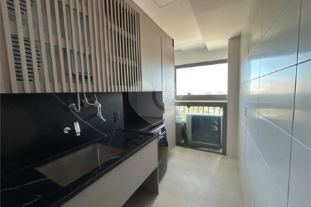 Apartamento à venda com 3 suítes em Santo Amaro, São Paulo, SP