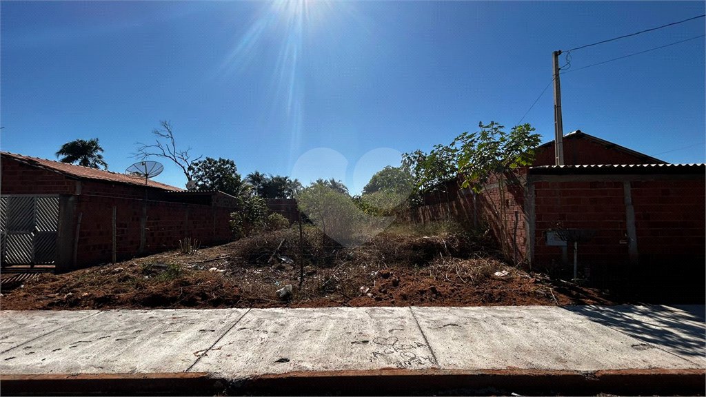 Terreno à venda em Jardim Paranapunga, Três Lagoas, MS