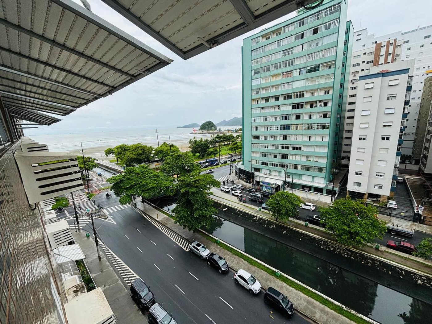 Apartamento com 2 dormitórios à venda, 85 m² por R$ 680.000,00 - Pompéia - Santos/SP