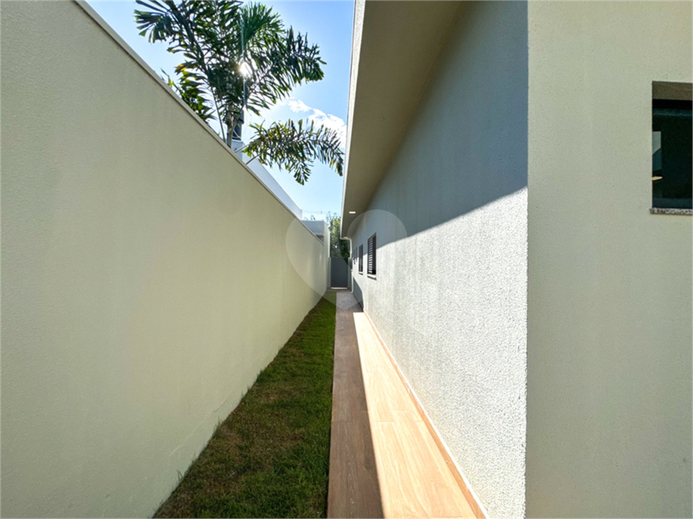 Casa à venda com 3 suítes em Parque Das Mangueiras, Três Lagoas, MS