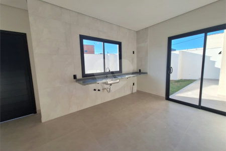 Casa Térrea à venda com 3 quartos, sendo 1 suíte, em Jardim Regina, Indaiatuba, SP