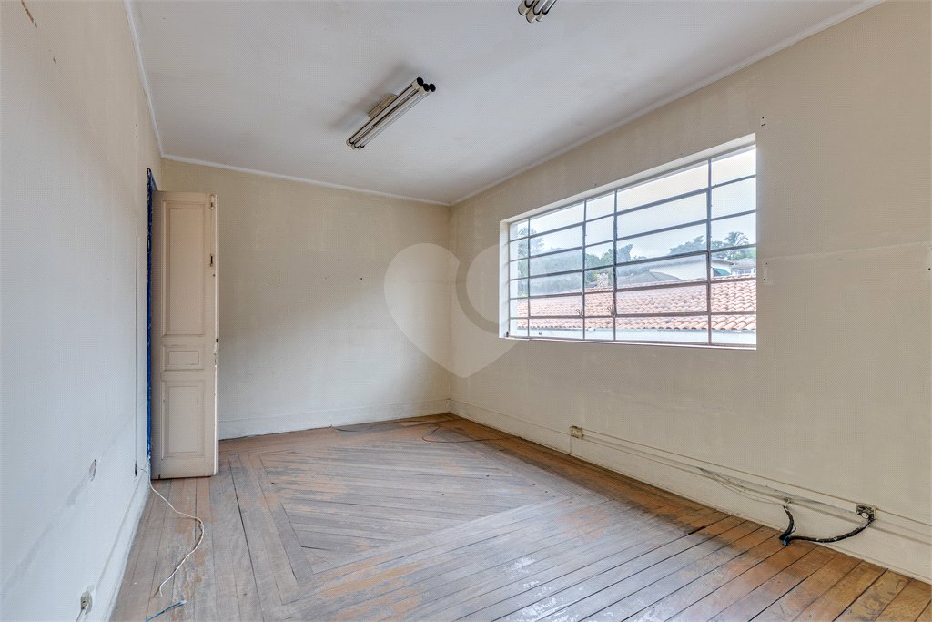 Sobrado à venda com 3 quartos, sendo 1 suíte, em Brooklin Velho, São Paulo, SP