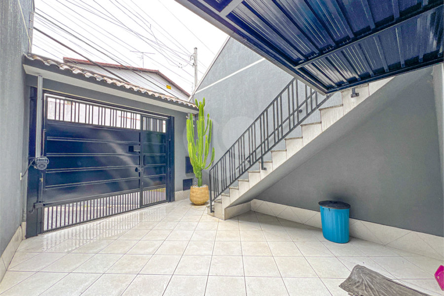 Sobrado à venda com 3 quartos, sendo 1 suíte,  em Tremembé, São Paulo, SP