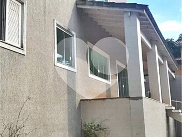 Casa à venda com 3 suítes no condomínio Sausalito, Mairiporã - SP