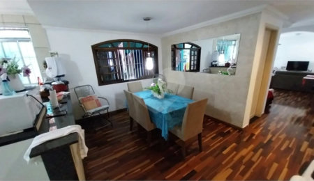 Sobrado à venda com 4 quartos, sendo 1 suíte,  em Vila Prel, São Paulo, SP