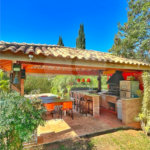Villagio à venda com 5 quartos, sendo 3 suítes, em Vila Petrópolis, Atibaia, SP