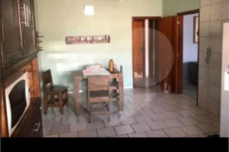 Casa à venda com 3 quartos, sendo 1 suíte,  em Jardim Santa Júlia (vila Xavier), Araraquara, SP
