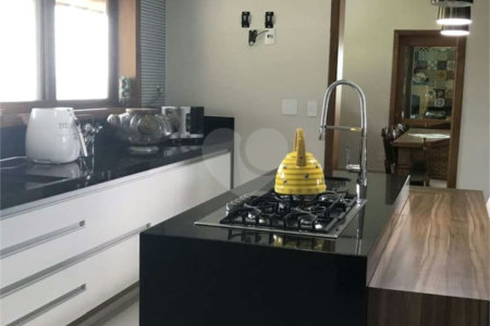 Casa à venda com 5 suítes no condomínio Porto Atibaia, Atibaia - SP