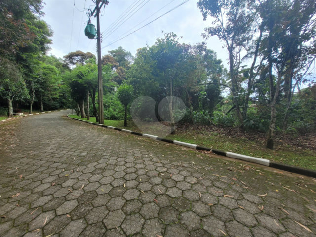Terreno à venda no condomínio Parque Petrópolis 4 Secção, Mairiporã - SP