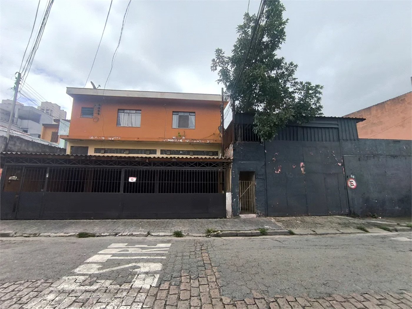 Sobrado à venda com 5 quartos, sendo 2 suítes, em Jardim Monte Kemel, São Paulo, SP
