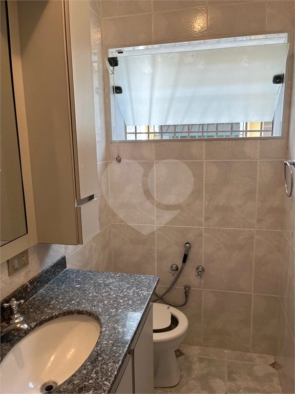Sobrado à venda com 3 quartos, sendo 1 suíte, em Chácara Santo Antônio, São Paulo, SP