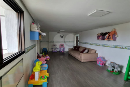 Apartamento à venda com 3 quartos, sendo 1 suíte, em Santana, São Paulo, SP