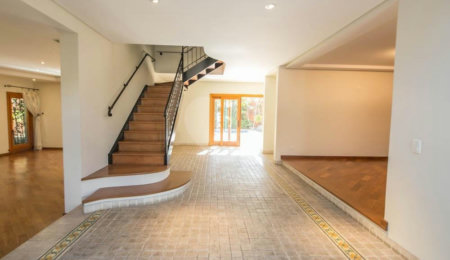 Casa à venda com 4 suítes no condomínio Jardim das Azaléias, São Paulo - SP