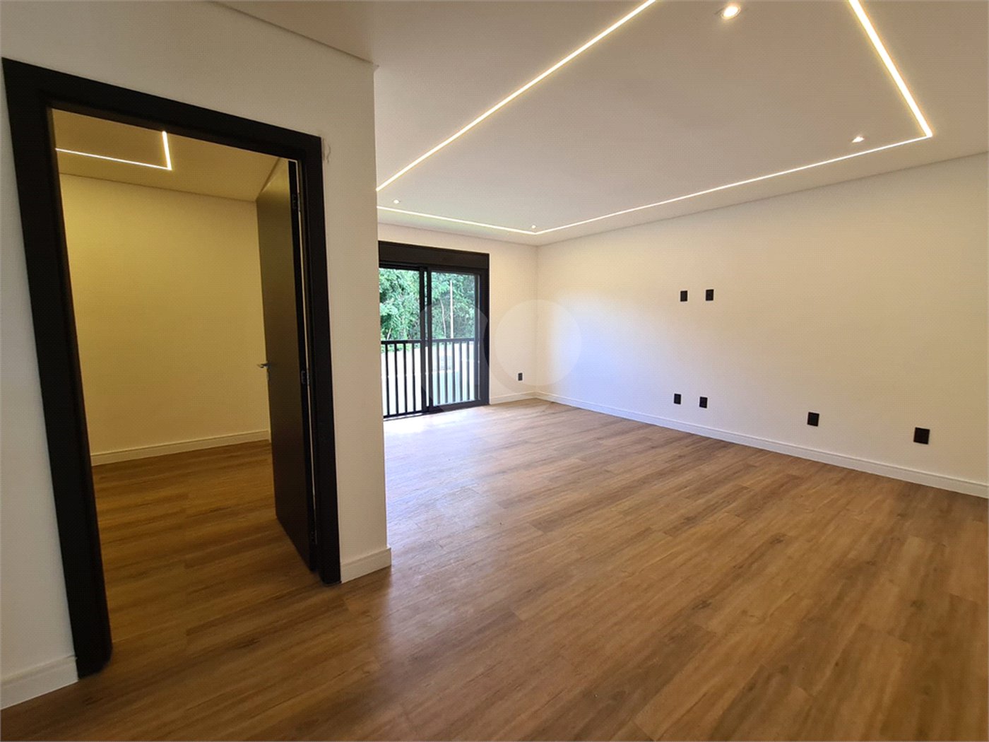 Casa em condomínio à venda com 3 suítes em Vila Santista, Atibaia, SP