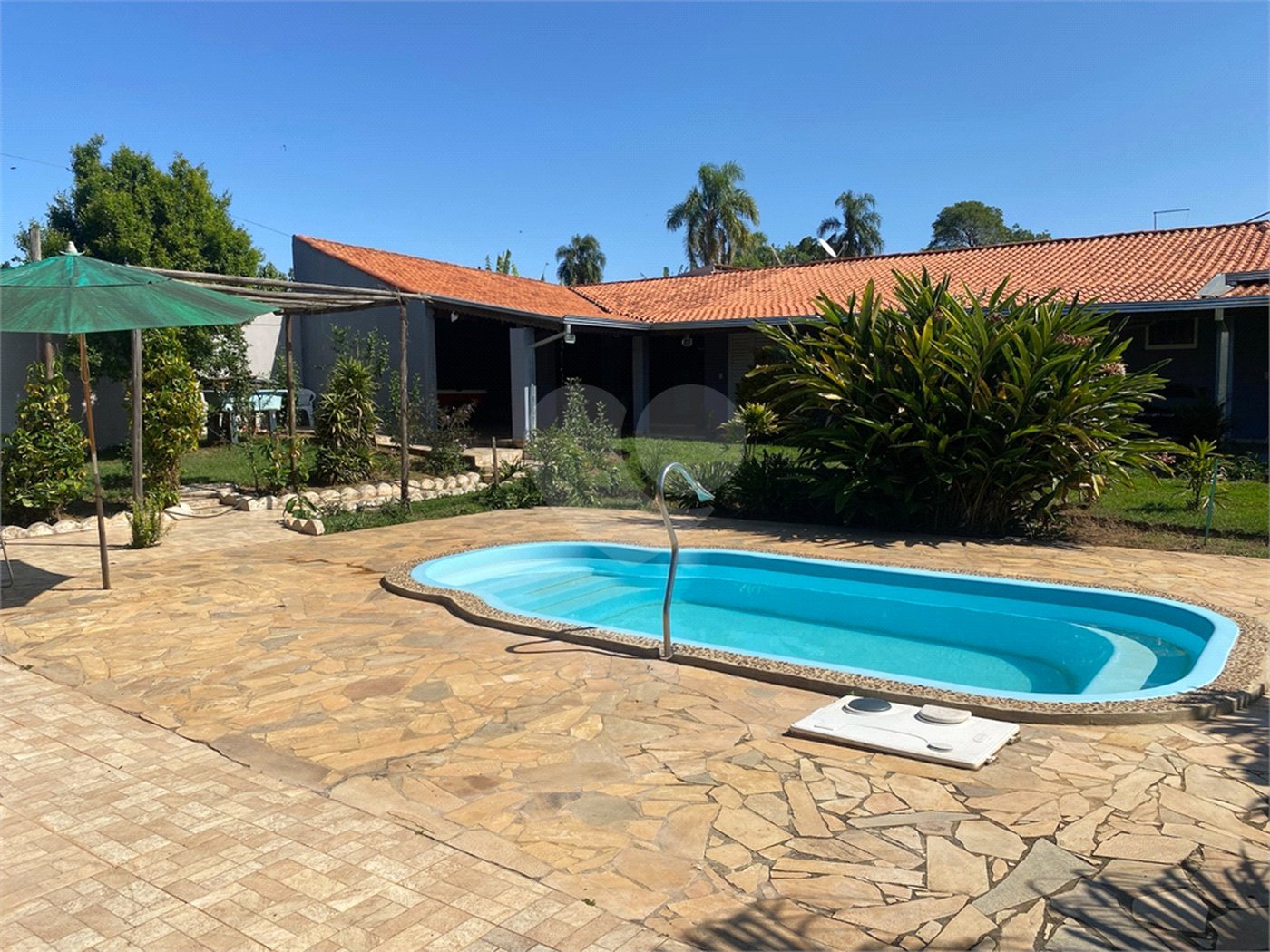 Casa à venda com 4 quartos, sendo 2 suítes,  em Área Rural de São Miguel Arcanjo, São Miguel Arcanjo, SP