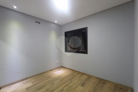 Casa à venda com 3 quartos, sendo 2 suítes, no condomínio Vila Rica, Indaiatuba - SP