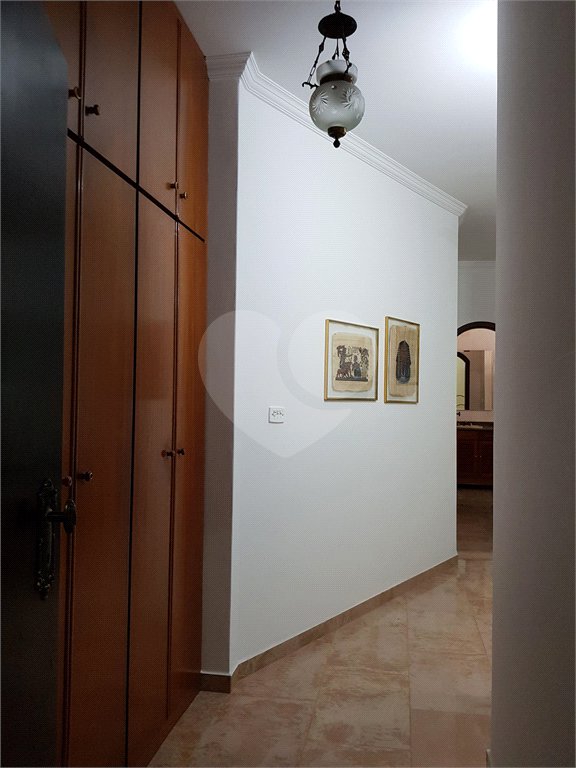 Casa à venda com 3 quartos, sendo 1 suíte, no condomínio City Campo Grande, São Paulo - SP