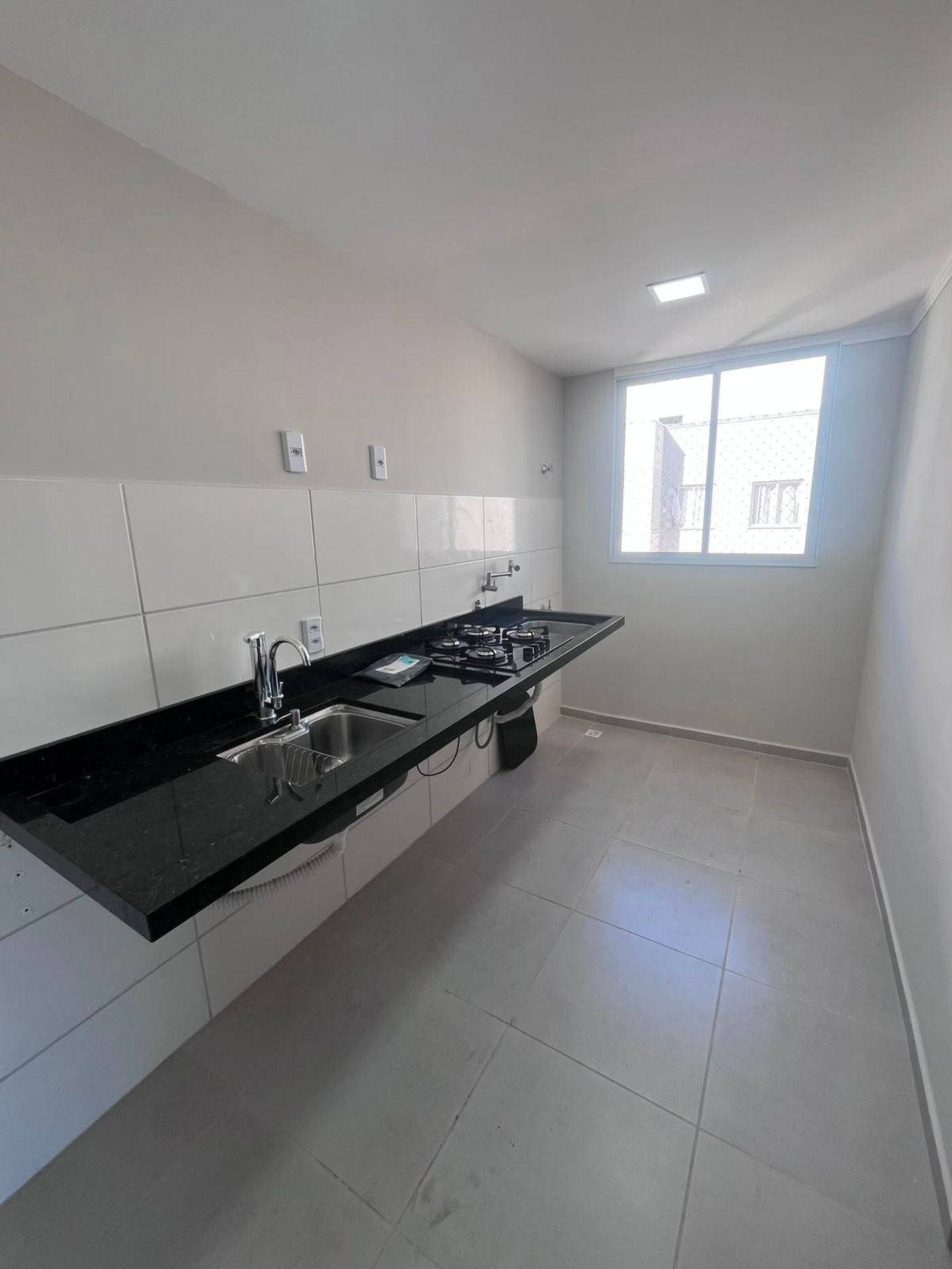 Apartamento para alugar com 2 quartos, sendo 1 suíte, em Jardim São Sebastião, Hortolândia, SP