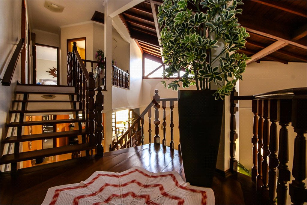 Casa à venda com 5 quartos, sendo 3 suítes, em City América, São Paulo, SP